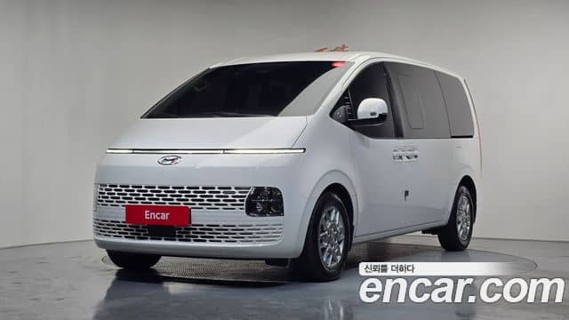 Hyundai Staria, 2023