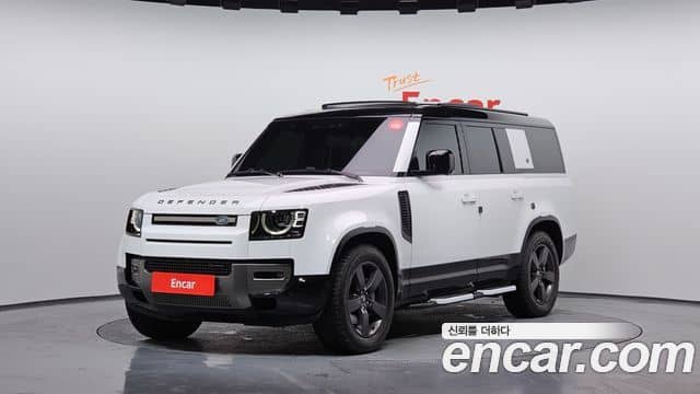 Land Rover Defender, 2023