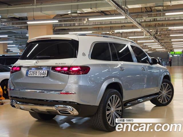Mercedes-Benz GLS-Class, 2023