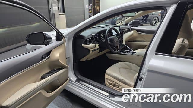 Toyota Camry, 2023