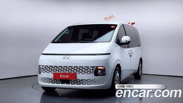 Hyundai Staria, 2022