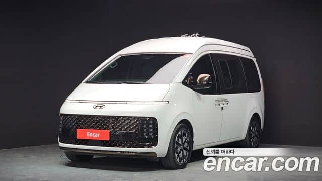 Hyundai Staria, 2023