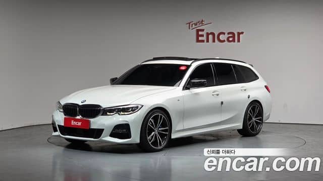 BMW 3 Series, 2021