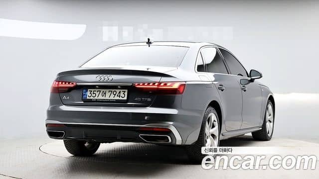 Audi A4, 2021