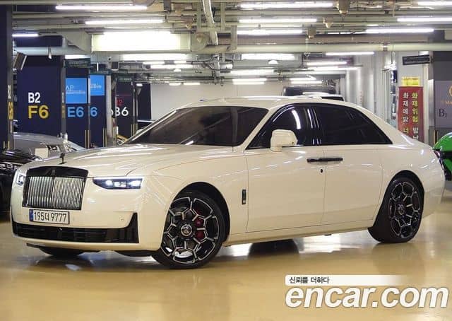 Rolls-Royce Ghost, 2025