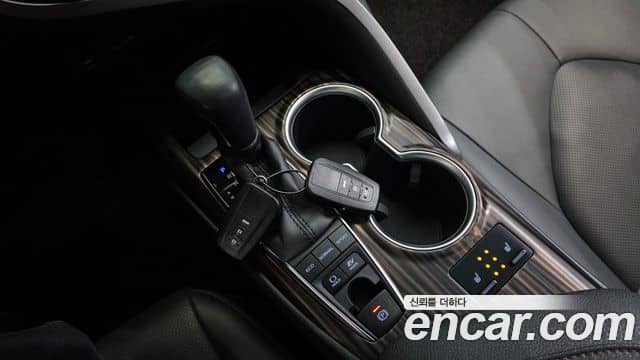 Toyota Camry, 2018