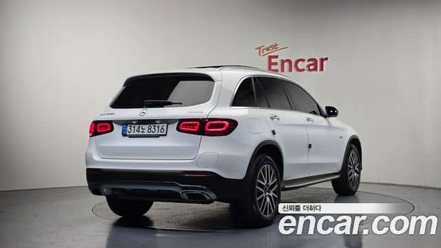 Mercedes-Benz GLC-Class, 2021