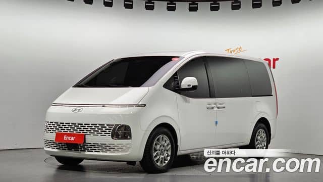 Hyundai Staria, 2025