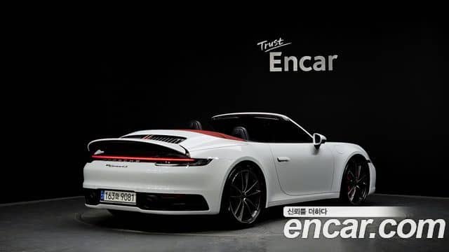 Porsche 911, 2021