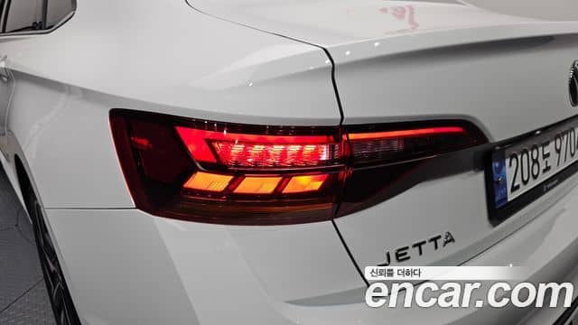 Volkswagen Jetta, 2024