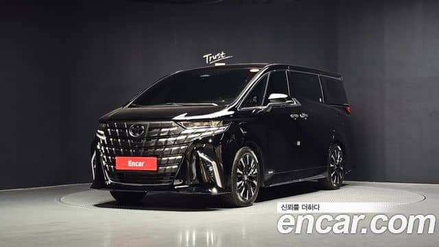 Toyota Alphard, 2024