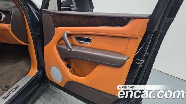 Bentley Bentayga, 2019
