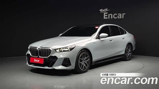 BMW 5 Series, 2024