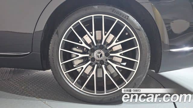 Mercedes-Benz S-Class, 2022