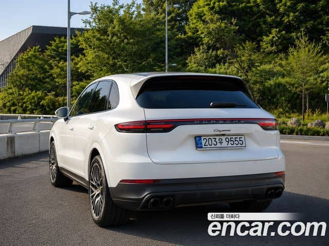 Porsche Cayenne, 2022