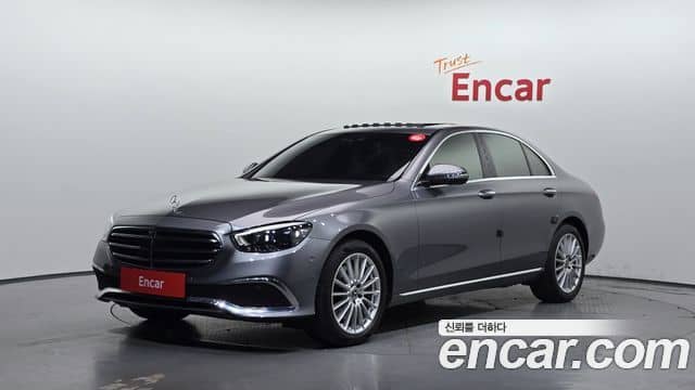 Mercedes-Benz E-Class, 2022