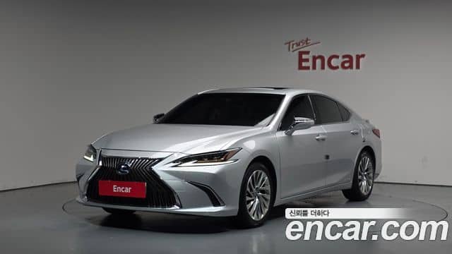 Lexus ES300h, 2019