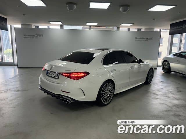 Mercedes-Benz C-Class, 2022