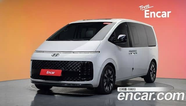Hyundai Staria, 2024
