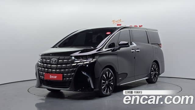 Toyota Alphard, 2024