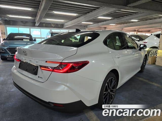 Toyota Camry, 2026