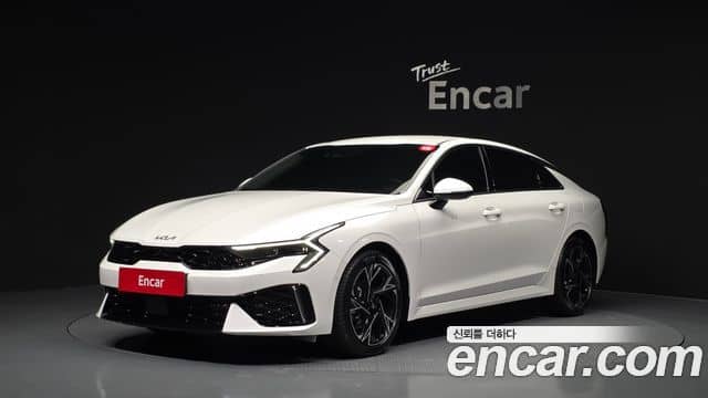 Kia K5, 2025