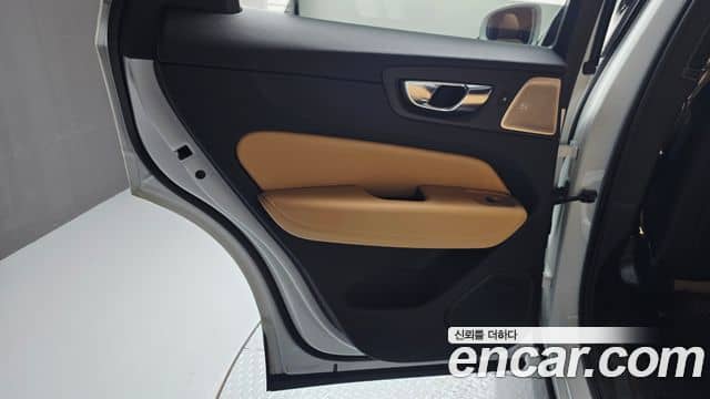 Volvo XC60, 2024