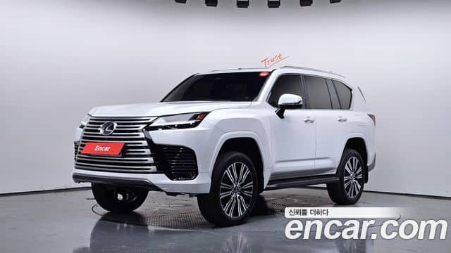 Lexus LX, 2025