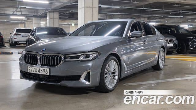 BMW 5 Series, 2023