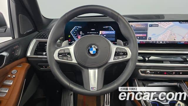 BMW X7, 2025