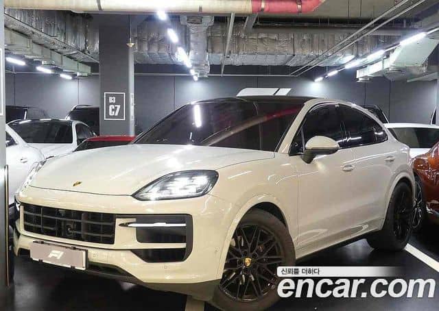 Porsche Cayenne, 2024