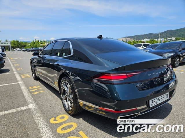 Genesis G90, 2023