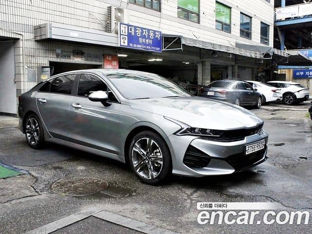 Kia K5, 2022