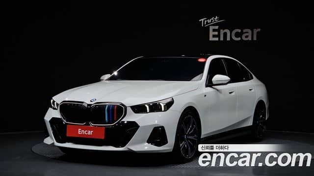 BMW 5 Series, 2024