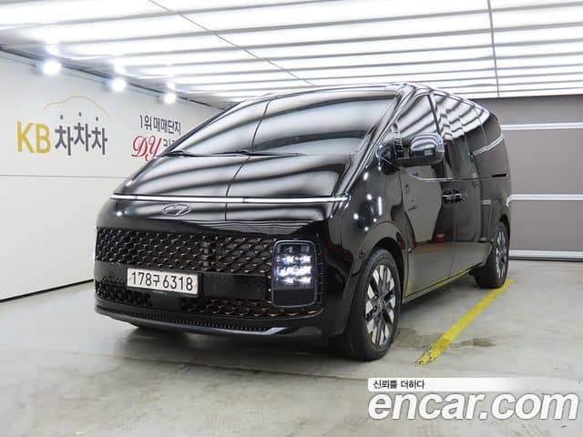 Hyundai Staria, 2022