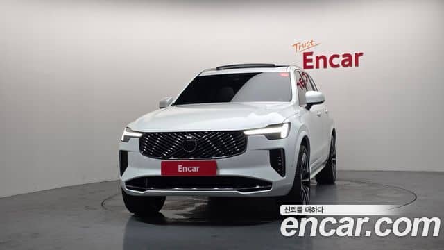 Volvo XC90, 2025
