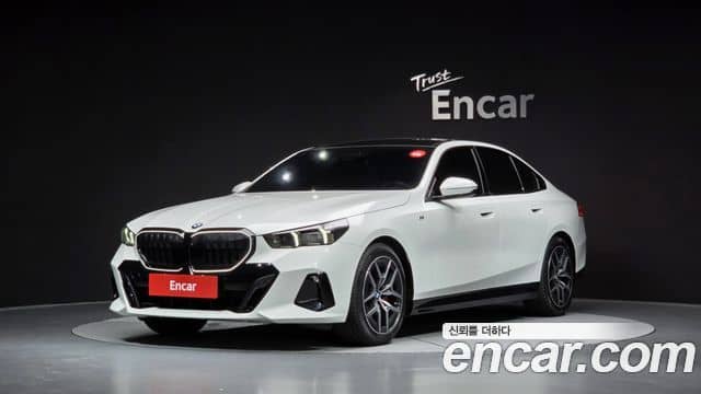 BMW 5 Series, 2024