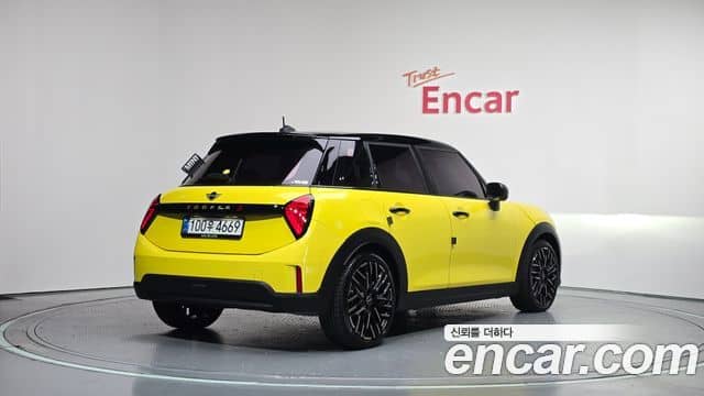 Mini Cooper S, 2025