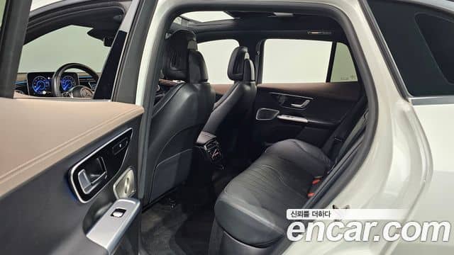 Mercedes-Benz EQE SUV, 2023
