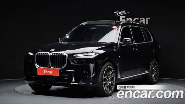 BMW X7, 2025