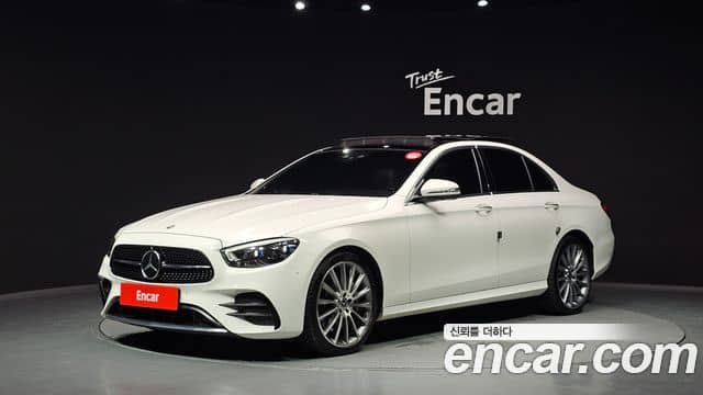 Mercedes-Benz E-Class, 2022
