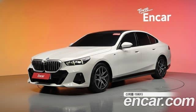 BMW 5 Series, 2025