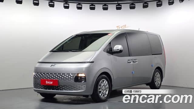 Hyundai Staria, 2023