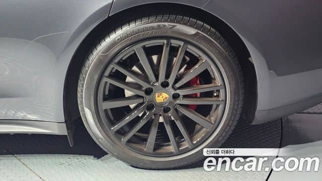 Porsche Panamera, 2018