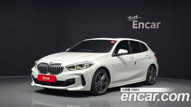 BMW 1 Series, 2021