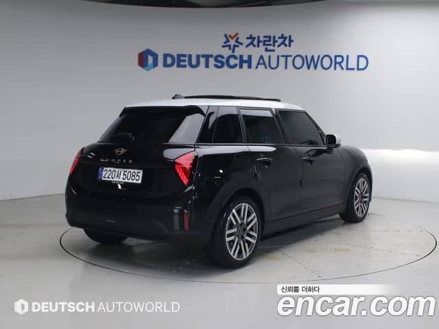Mini Cooper C, 2025