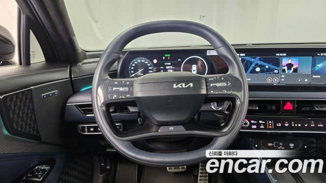 Kia K8, 2025