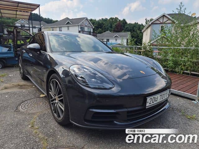 Porsche Panamera, 2018
