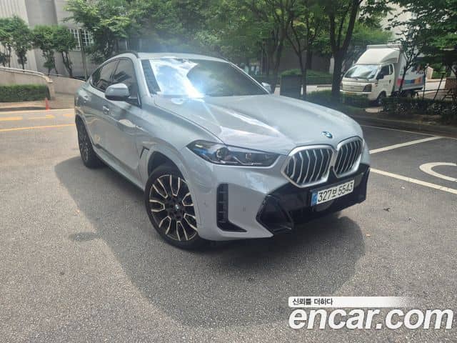 BMW X6, 2025