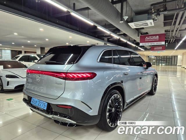 Mercedes-Benz EQS SUV, 2023